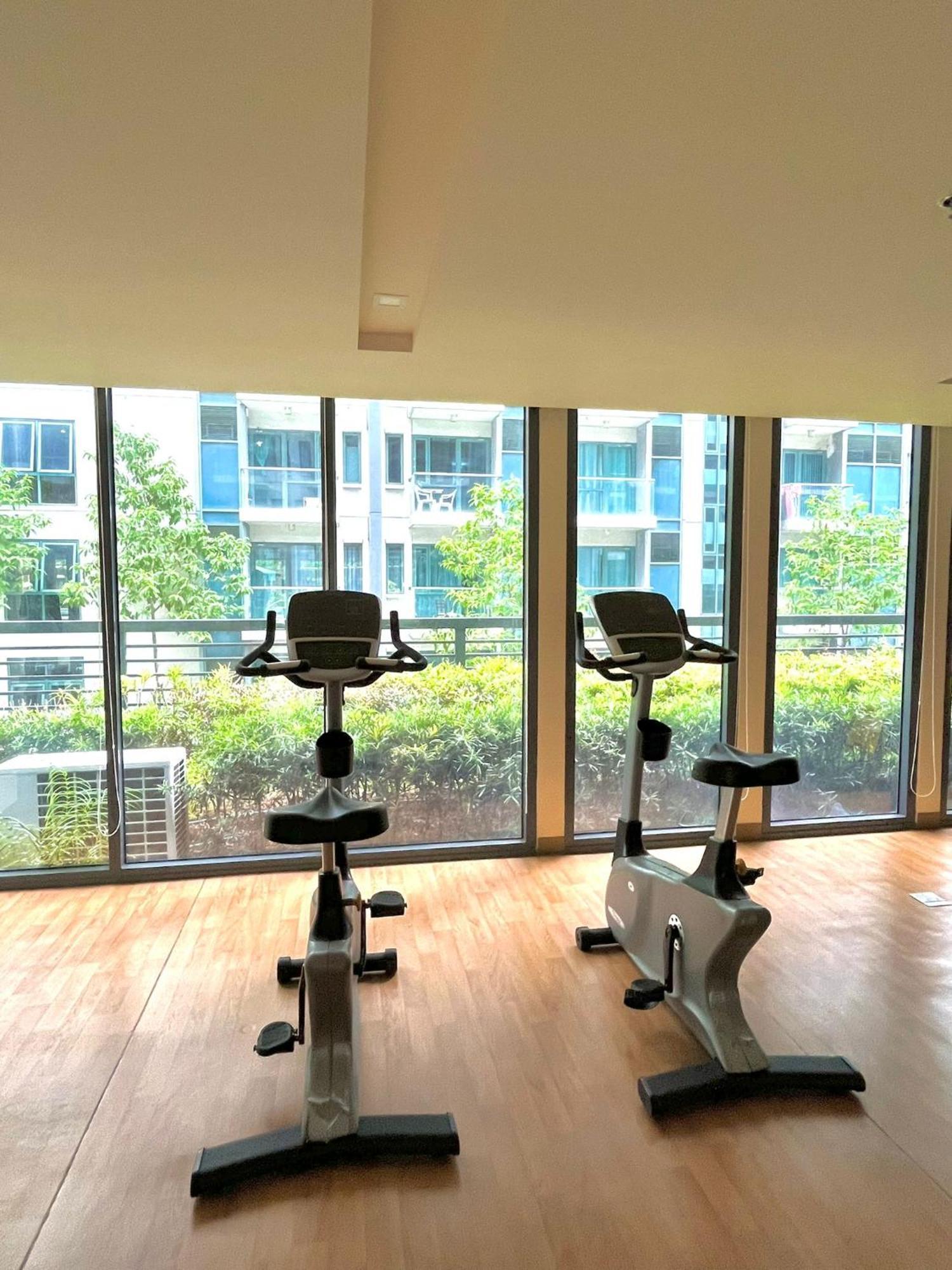 Studio At 81 Newport Boulevard Near Naia With Free Access To All Amenities Up To 2 Pax Манила Экстерьер фото