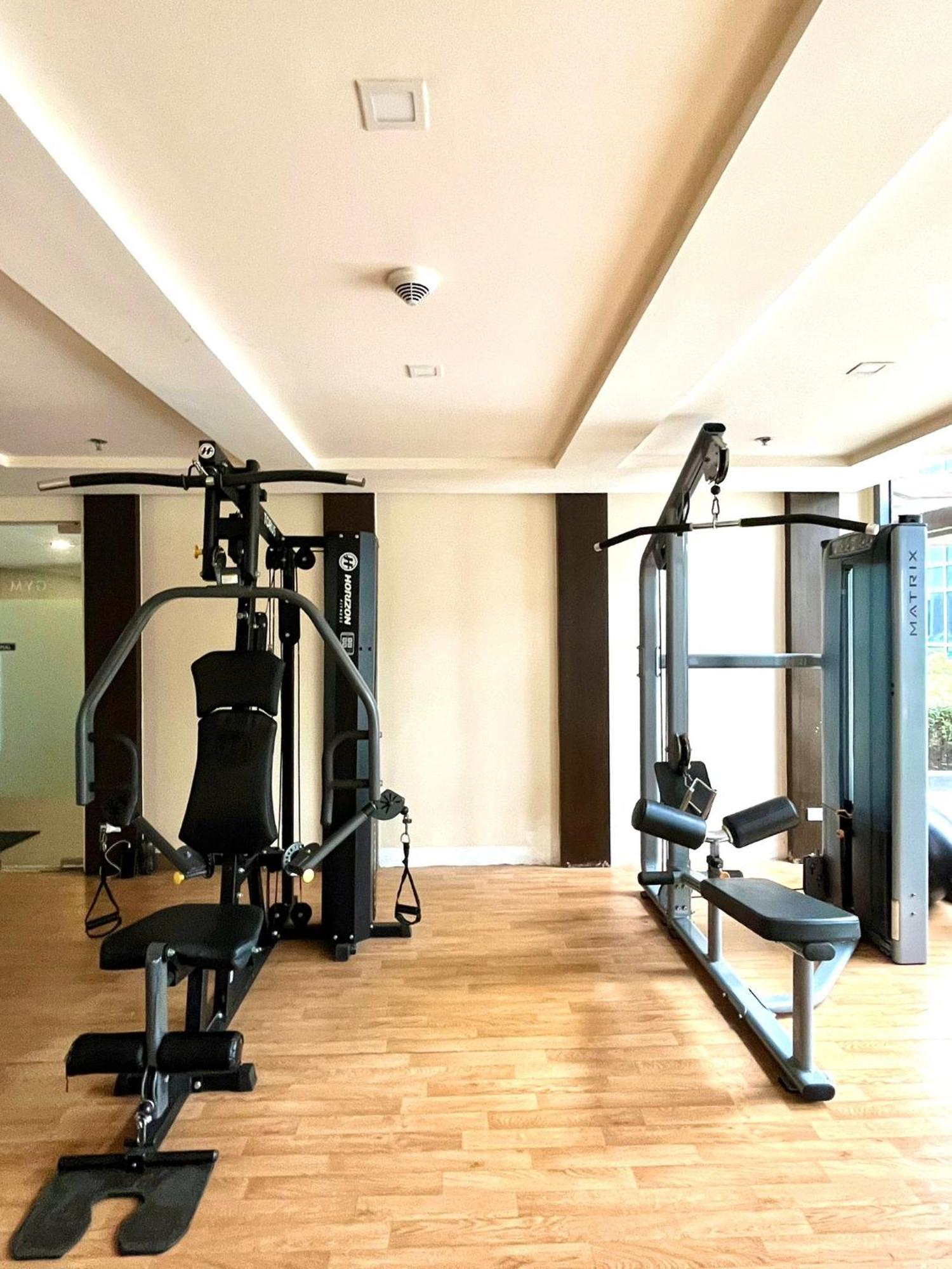 Studio At 81 Newport Boulevard Near Naia With Free Access To All Amenities Up To 2 Pax Манила Экстерьер фото