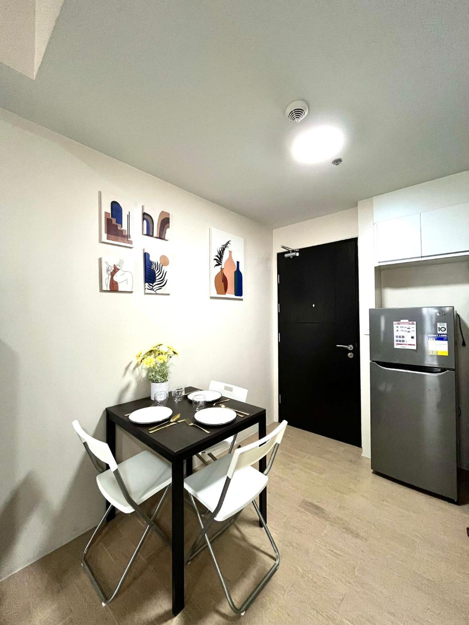 Studio At 81 Newport Boulevard Near Naia With Free Access To All Amenities Up To 2 Pax Манила Экстерьер фото